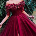 فساتين سهرة بالزهور