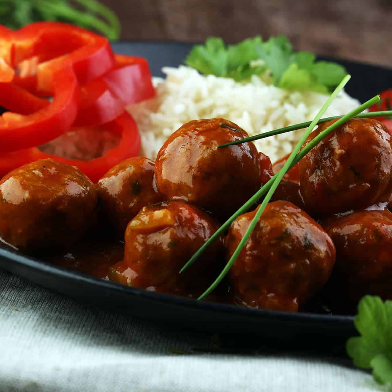 طريقة عمل الكفتة بصوص الباربكيو الشهي