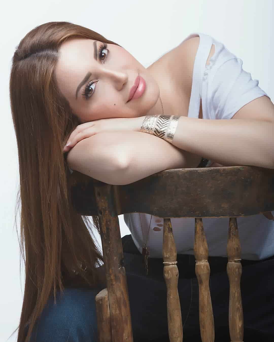 إطلابة نسرين طافش بتسريحة شعر جديدة