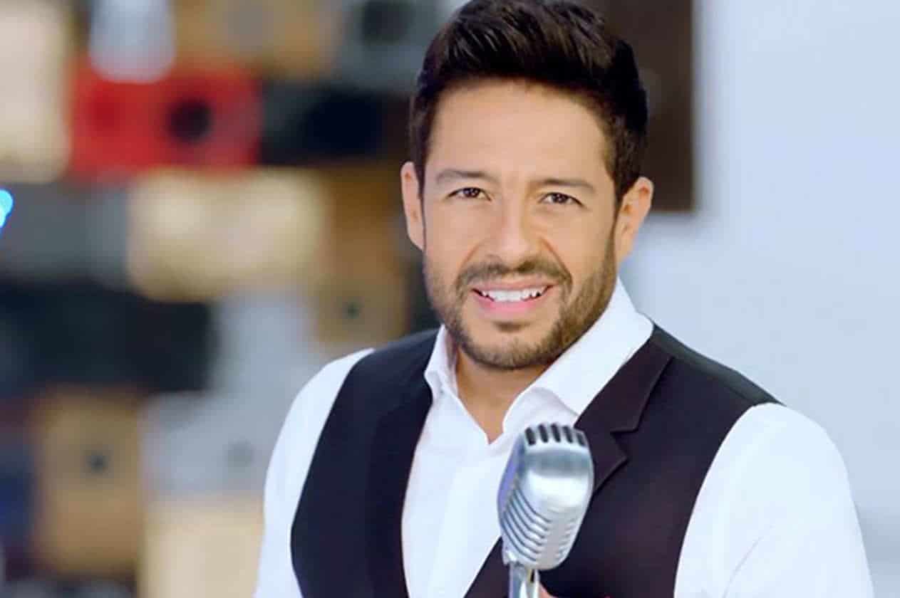 محمد حماقي يعلن مفاجأة خاصة لجمهوره