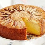 طريقة عمل كيك التفاح بالهيل