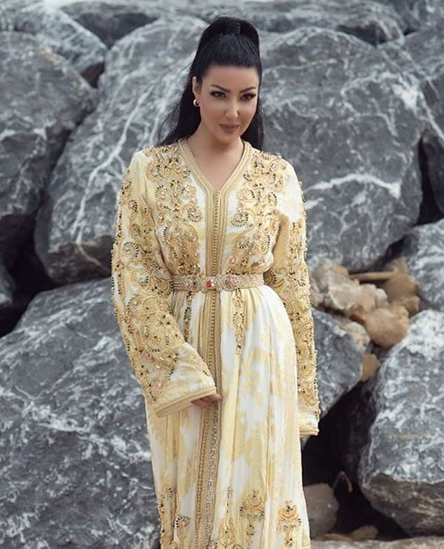 إطلالة سمية الخشاب