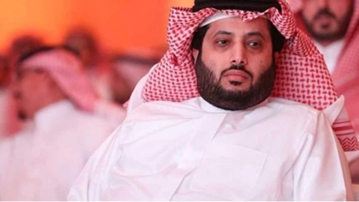 100 أغنية هولوغرام.. عقد تاريخي بين تركي آل الشيخ ومحمد عبده