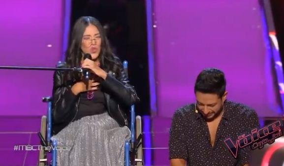 بكاء محمد حماقي