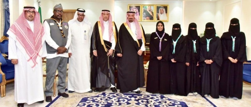 فريق نسائي من الكشافة