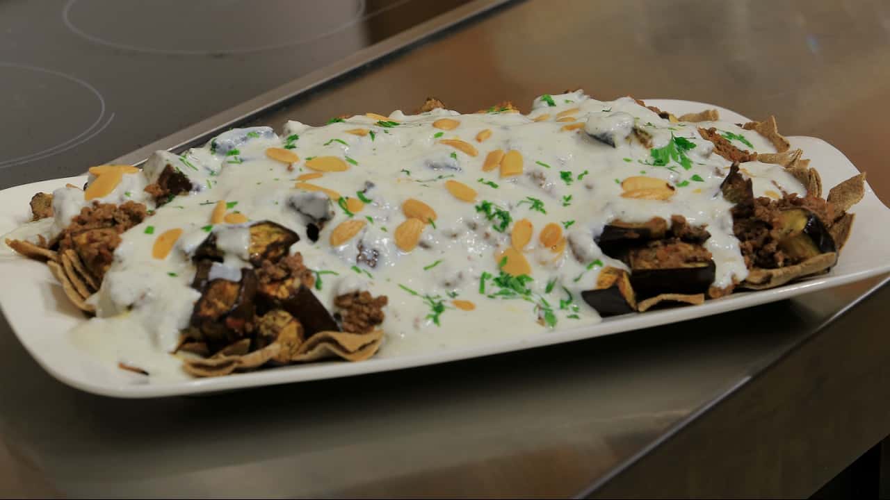 طريقة عمل فتة الباذنجان الشهية