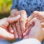 بعد إصابة يوسف فوزي.. 6 معلومات عن «مرض باركنسون»