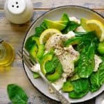 طريقة عمل سلطة الدجاج بالسبانخ والأفوكادو