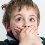 طريقة التعامل مع الطفل الكاذب