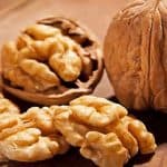 أهمية تناول الجوز