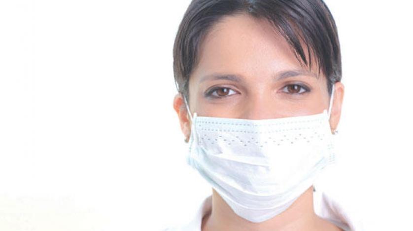 «الصحة» تكشف الوقت المناسب لارتداء الكمامة