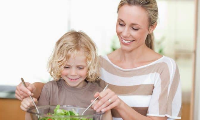 أطعمة تعالج النحافة عند الأطفال.. أبرزها التمر والتين