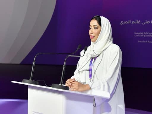 منى المري: السعودية والإمارات من أوائل الدول في تشريعات تمكين المرأة