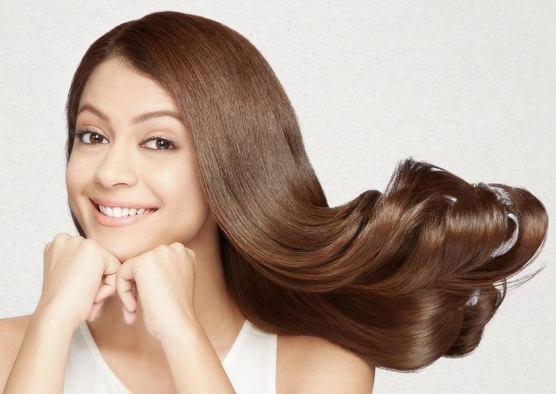 وصفات طبيعية لتنعيم الشعر الخشن