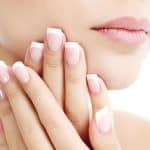 وصفة الليمون لتقوية وتطويل الأظافر