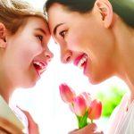في يوم الأم.. كيف تردين الجميل لها عند الكبر؟