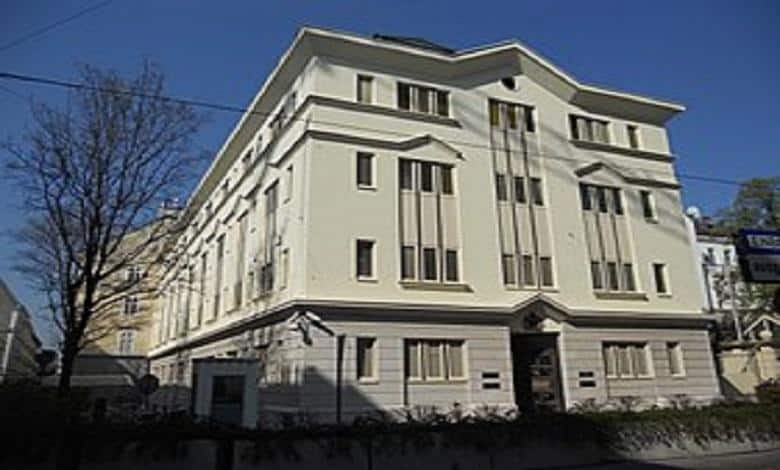 سفارة