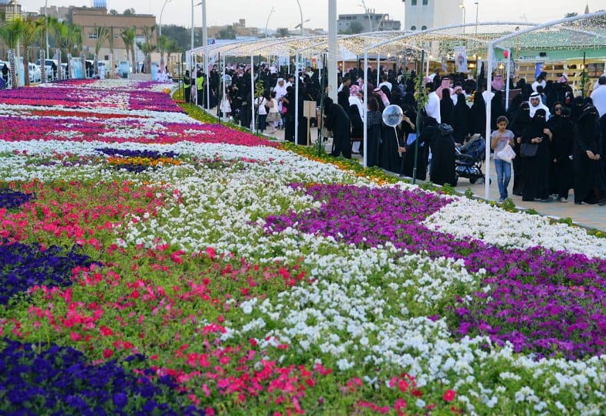 ألوان الربيع