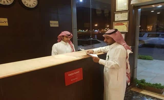 «السياحة» توجه مرافق الإيواء السياحي بتسهيل إلغاء الحجوزات