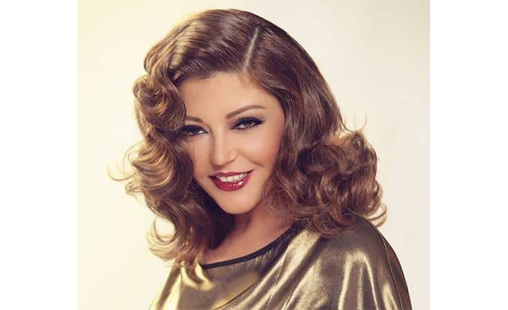 «واقع مجنون» أحدث أغاني سميرة سعيد قريبًا
