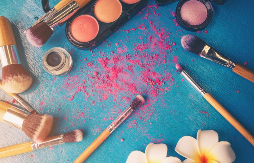 طرق تعقيم مستحضرات التجميل للتخلص من الفيروسات