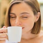 9 نصائح للتخلص من سيطرة الكافيين عليكِ أثناء الصيام