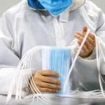 «مبتعث سعودي» يصنع أوقية طبية للعاملين في مجال الصحة بأمريكا