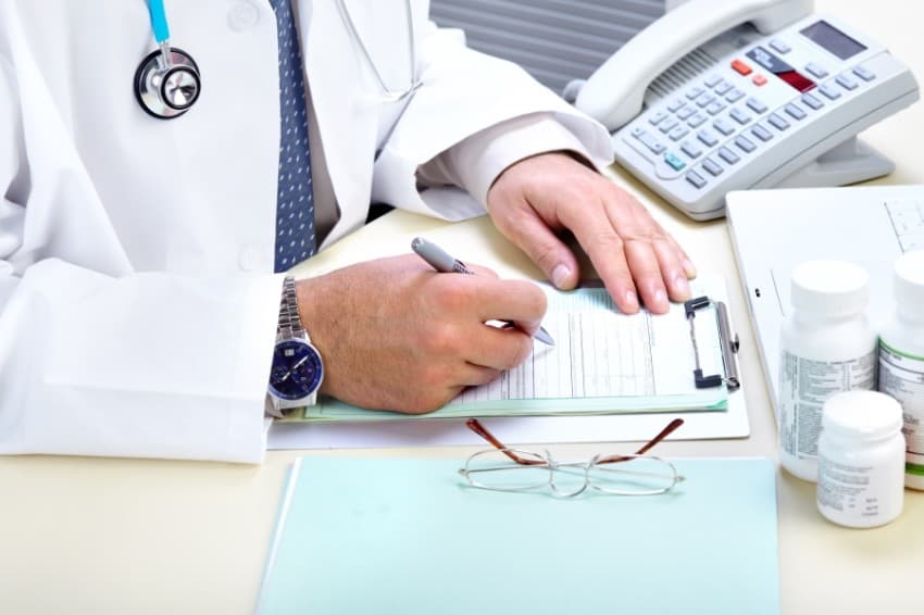 خطوات تقديم الخدمات للمرضى عن طريق «العيادات الافتراضية»