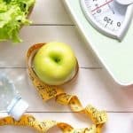 سجل ما تتناوله في يومك.. طريقة مذهلة لفقدان الوزن