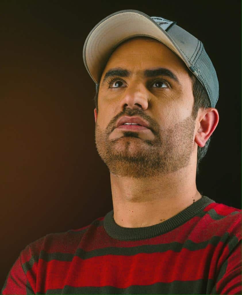 المؤلف الإماراتي محمد حسن