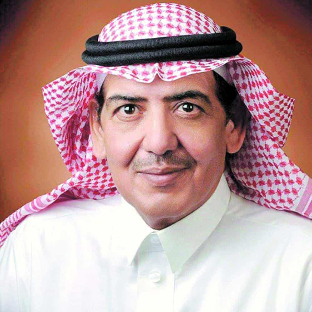 الأستاذ علي الغوينم