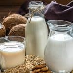 فوئد تناول اللبن قبل النوم