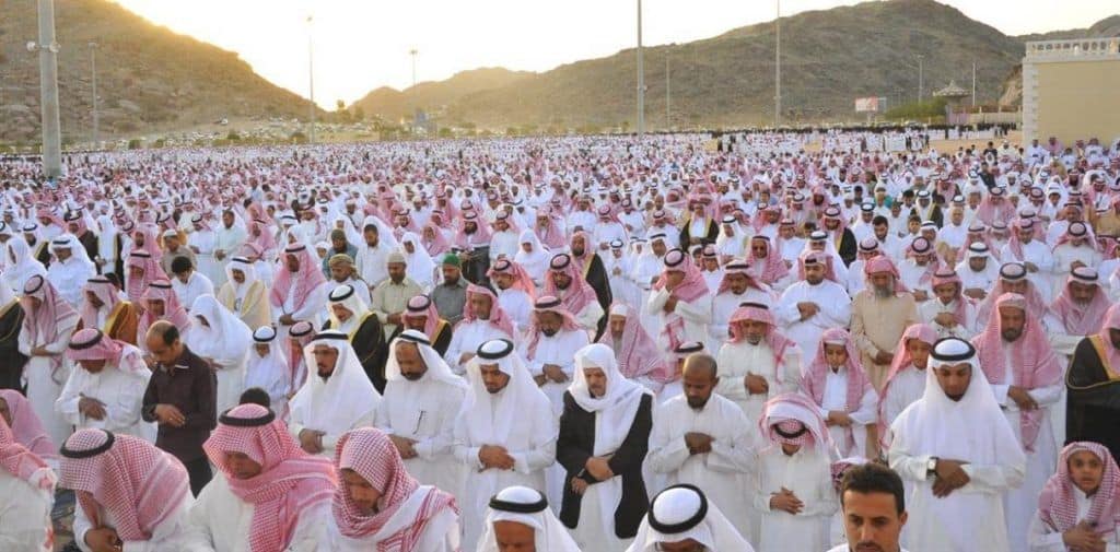 حكم صلاة العيد بالمنزل