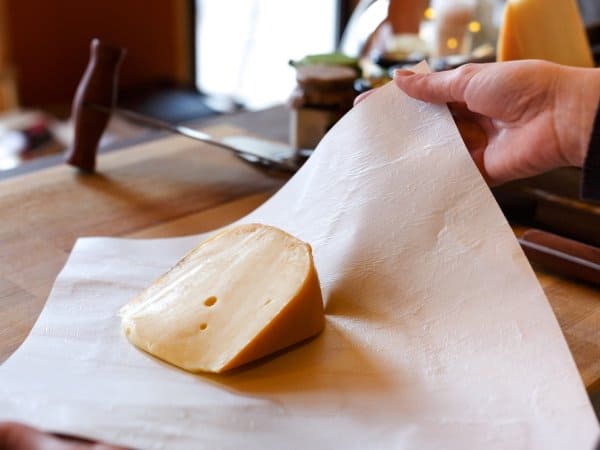 طريقة استخدام ورق الزبدة