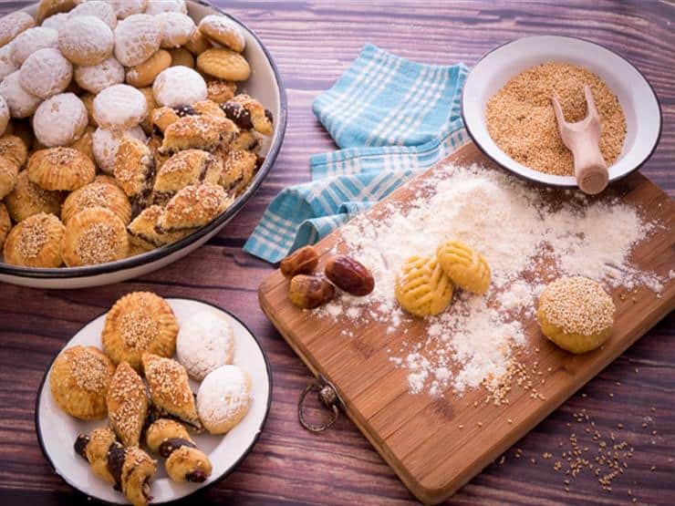 كيف تتناولين كعك العيد دون أضرار أو زيادة في الوزن