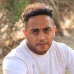 بعد شائعات وفاته بطريقة غير طبيعية.. نجم مسرح مصر يكشف الحقيقة