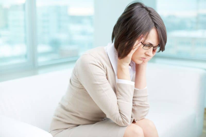 أعراض عند الشعور بها يجب التوجه لطبيبك سريعًا