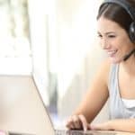 نصائح لوضع المكياج أثناء اجتماعات العمل «بالفيديو كول»
