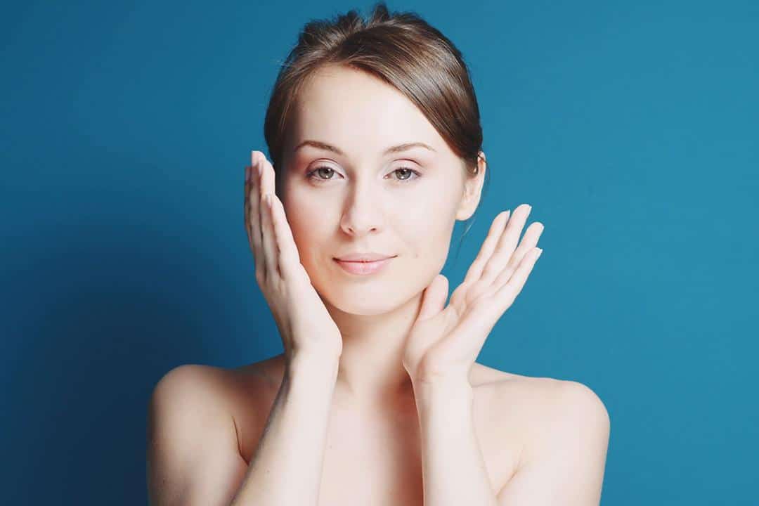 دهون الوجه والرقبة