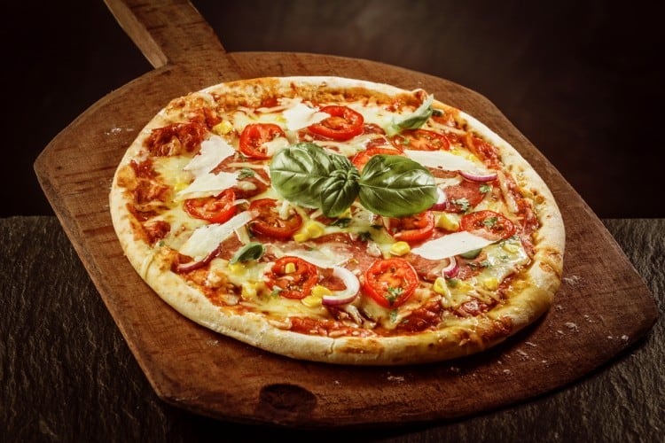 طريقة عمل بيتزا الخضار المشوية