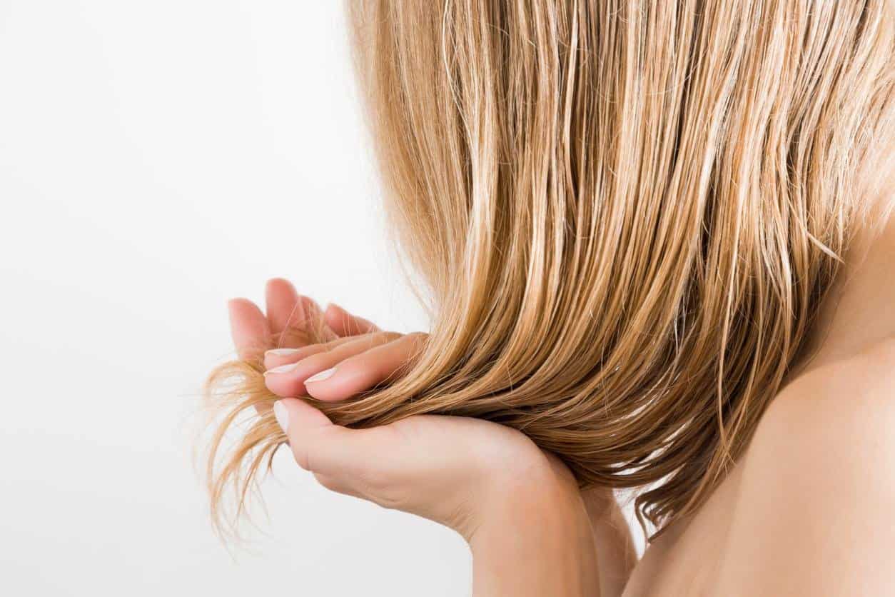 علاج أطراف الشعر للعروس