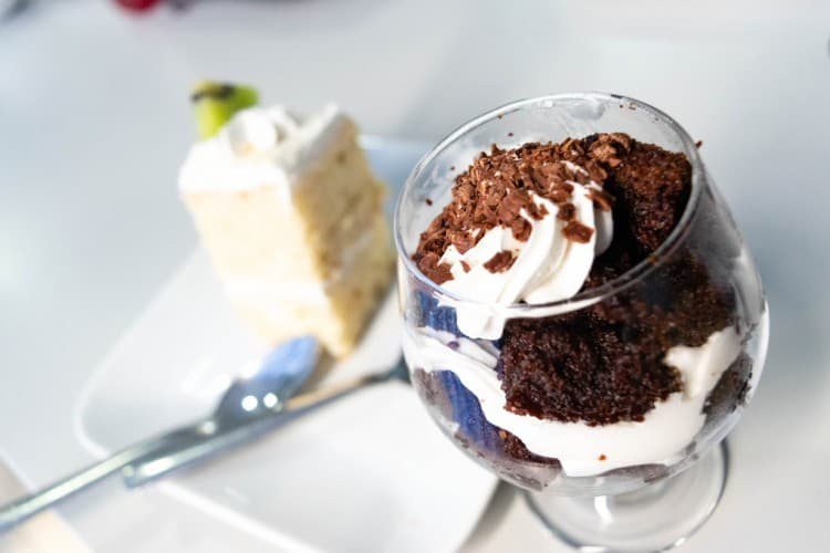 طريقة عمل كيكة الكابتشينو الباردة