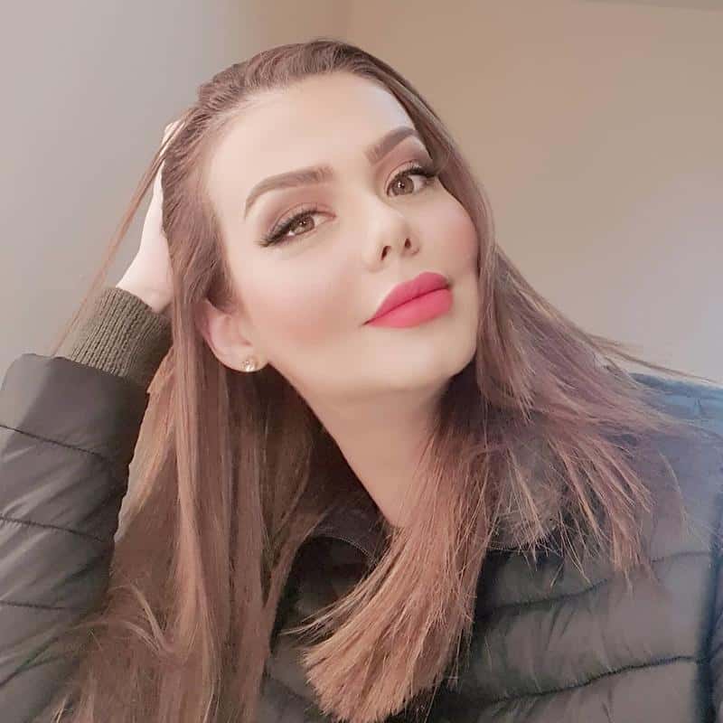 أول تعليق من إيمي سالم على ارتباطها بعمرو دياب