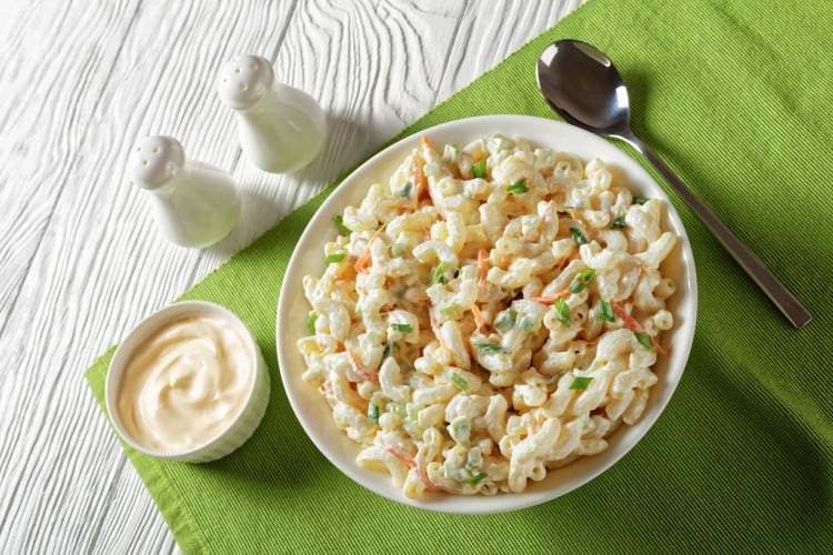 سلطة المكرونة بالمايونيز