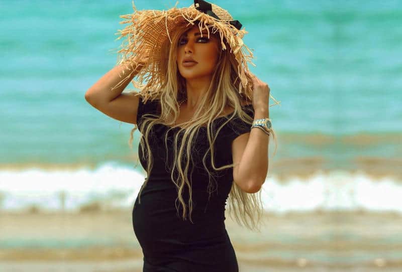 فساتين الحوامل من لمى الروهنجي