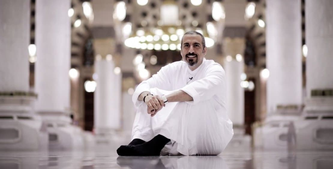 أحمد الشقيري: الله يعين زوجتي علي.. أنا لست قدوة