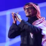 رابح صقر في «ضيف بدر» عبر البث المباشر