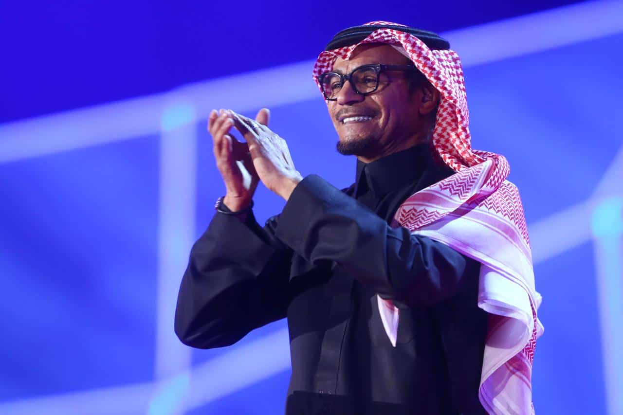 رابح صقر في «ضيف بدر» عبر البث المباشر