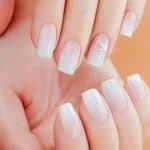 أطعمة تقوي الأظافر