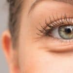 التخلص من انتفاخ العين بعلاج طبيعي منزلي